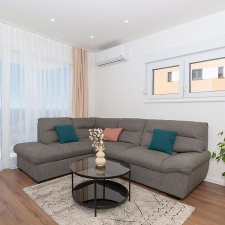 Apartment Pepe Makarska Exterior photo